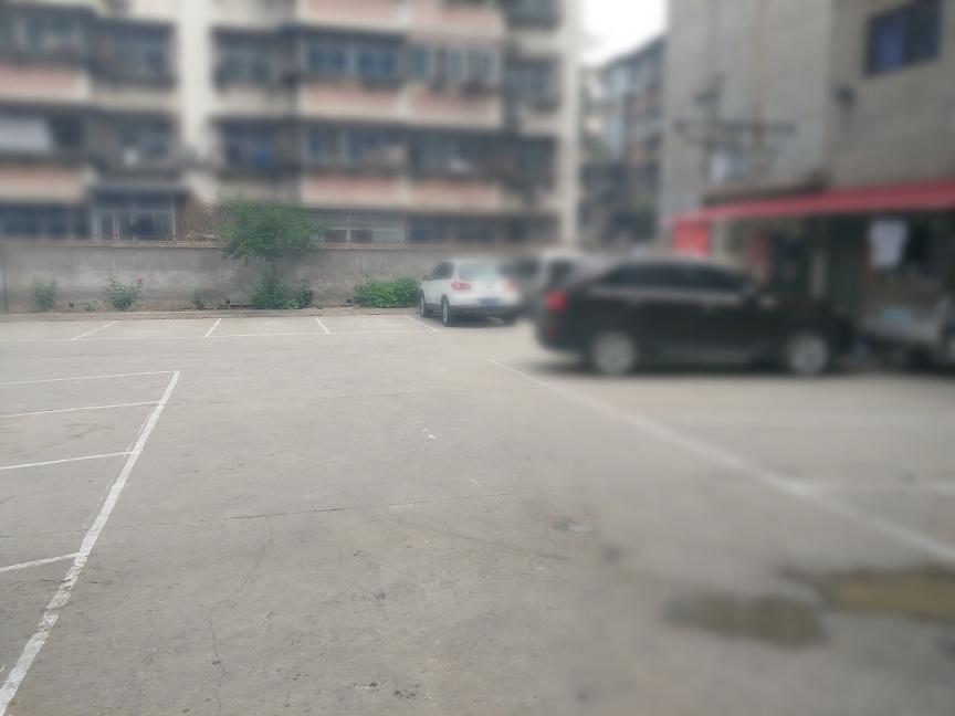 停車(chē)場(chǎng)